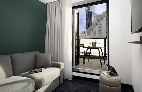 Gambetta Hotel | Tribe Paris La Defense Esplanade