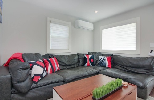 Imperial Beach House | Tricked out 1/1 Beach Cottage, Pets, AC, Putting Green, 1 mile to toes in sand.