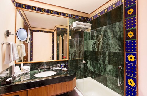 Amer Fort Road Hotel | Trident, Jaipur
