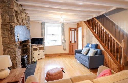 Manod House | Trigfa