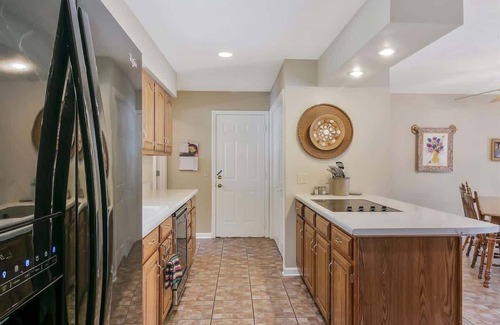 Cadiz House | Triggwood Retreat – Peaceful 5BR Stay