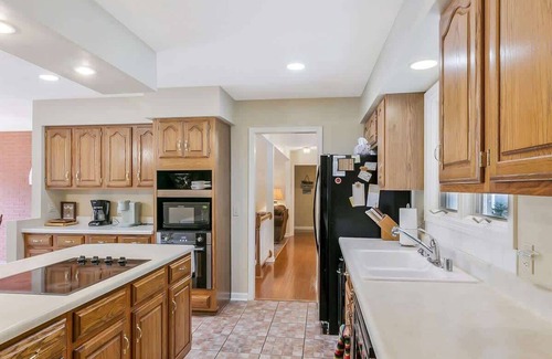 Cadiz House | Triggwood Retreat – Peaceful 5BR Stay