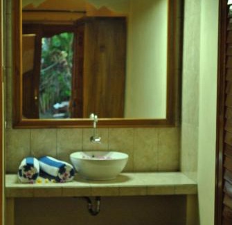 Pemuteran House | Trijaya Guest House Pemuteran