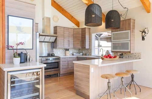 Glen Ellen House | Trinity By Kohmsa Stays
