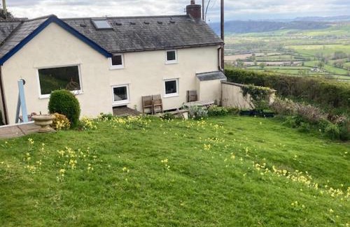 Trewern House | Trinity Cottage