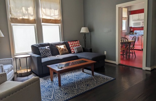 Downtown Apartment | Trinity Park Retreat