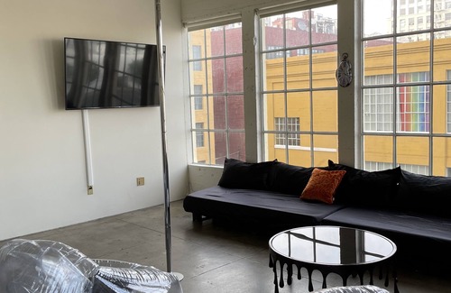 Downtown Los Angeles Apartment | Trip & Trap