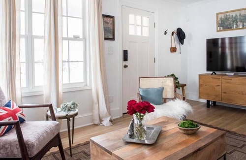 East Side House | Triple Crown by Minty Living