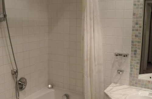 Igls House | Triple room without breakfast non-refundable - Hotel Gruberhof - Bed & Breakfast