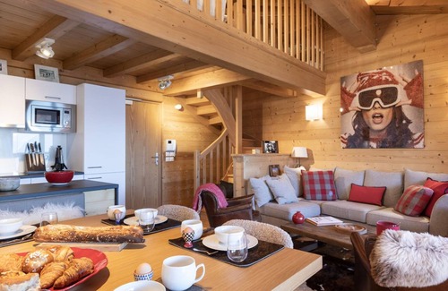 Les Eucherts Apartment | Triplex 100m², full services 4 *, 3 bedrooms, 2 bathrooms/d, 3 South balconies and 2 parking spaces