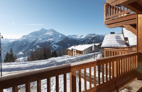 Les Eucherts Apartment | Triplex 100m², full services 4 *, 3 bedrooms, 2 bathrooms/d, 3 South balconies and 2 parking spaces