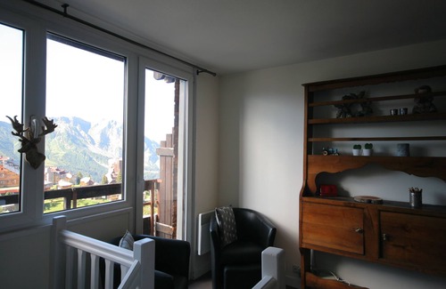 Avoriaz Apartment | Triplex apartment 60m2, 5 rooms, sleeps 8, south facing, AVORIAZ