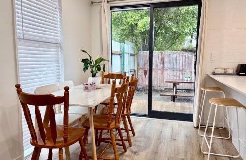 Christchurch Apartment | TriPoint Retreat Airport, Uni and City at Your Doorstep
