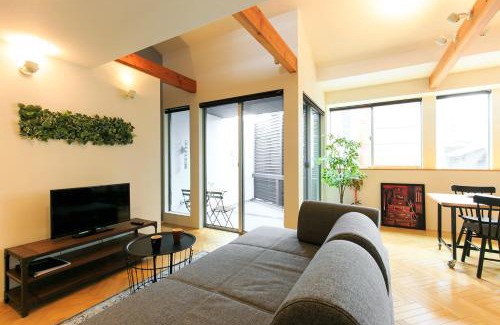 Naka Ward Hotel | trive osu west 最大9名宿泊可能 1台無料駐車場付き