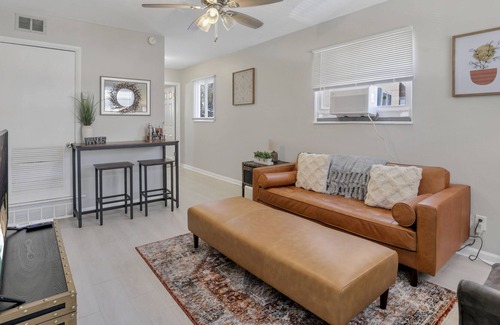 Franklin Park House | Trolley District Treasure/1 BR Apt