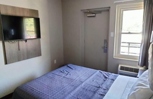 Moylan Hotel | Trolley Stop Motel, Media ,Near PHL Airport PA