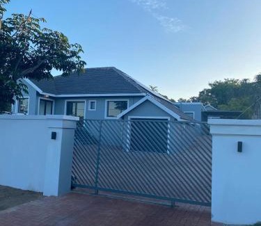 Durban North House | Troon Harmony - Room 2