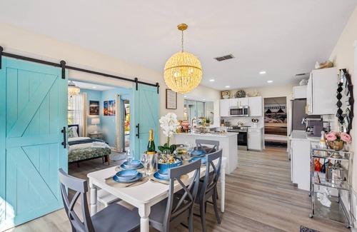 Golfview Harbor House | Trop Chic Pool Home Lanai, Pool Table, Ping Pong