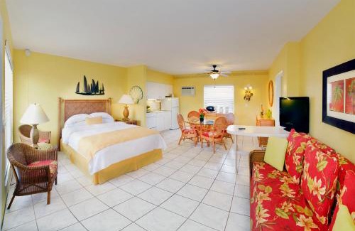 Lauderdale-by-the-Sea Hotel | Tropic Seas Resort