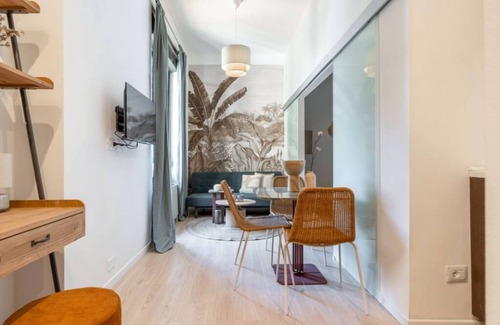 Lazzaretto Apartment | Tropical and new flat in Porta Venezia by Easylife