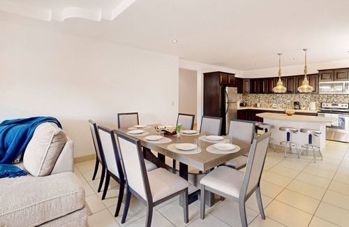 Jaco Apartment | Tropical apartment near the beach with on-site pool & private balcony