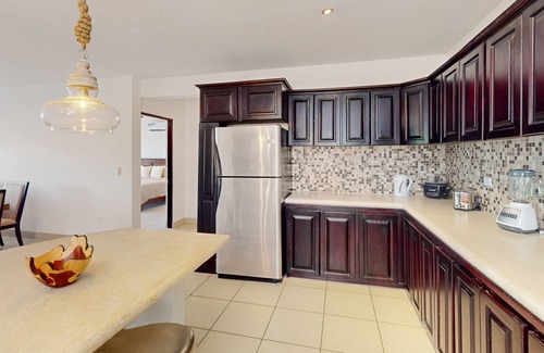 Jaco Apartment | Tropical apartment near the beach with on-site pool & private balcony