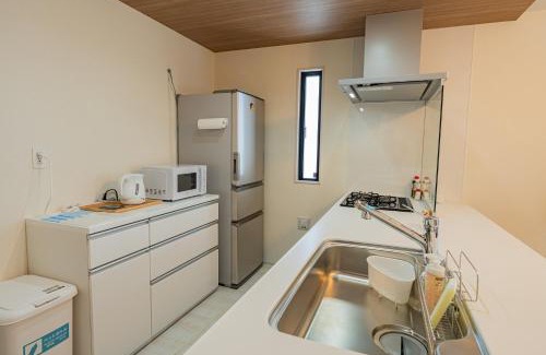 Ginowan Apartment | Tropical Beach Vacation House