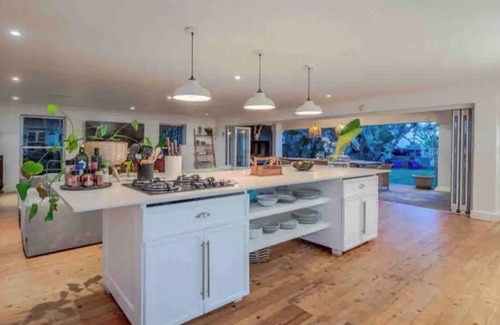 Selection Beach House | Tropical beachfront villa in Umdloti - Endless summers