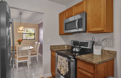 Pompano Beach House | Tropical Bliss Alfresco Villa - pool & hot tub - under 10 minutes to ocean