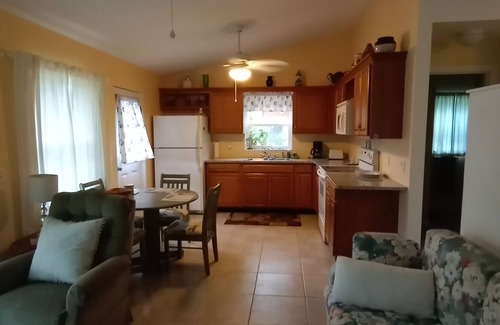 Englewood South Cottage | Tropical Garden Cottage only 3 miles to beautiful Englewood Beach. Pet-friendly!