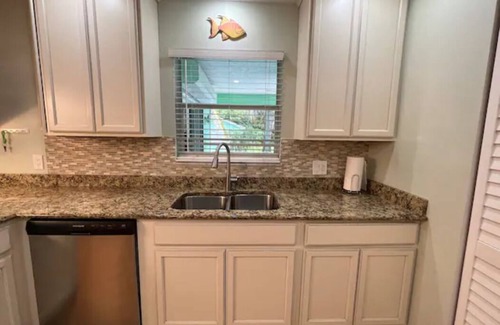 Jensen Beach House | Tropical Getaway!