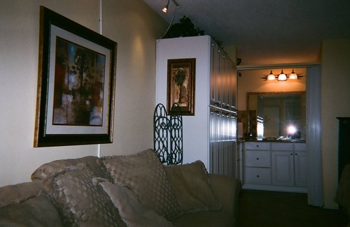 Moorings Condo | TROPICAL GROUNDS AND GREAT AMENITIES, 1 MILE BEACH. 3 RESTAURANTS ON PROPERTY.