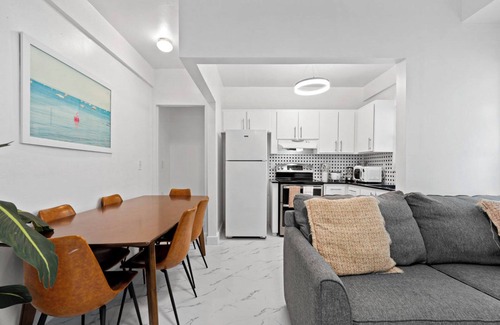 East Little Havana Apartment | Tropical Havana | 2BR | Central Location