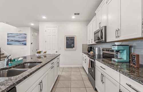 Four Corners House | Tropical Haven at Solara Resort – Private Pool, Minutes from Disney, Exclusive Launch – First Guests Perks!