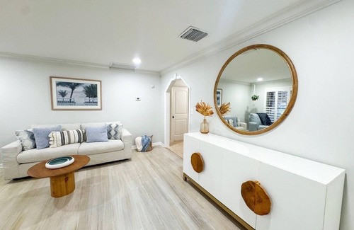 Hobe Sound House | Tropical Historic Pool Home, Hobe Sound