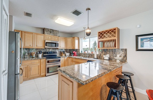 Twin Lakes House | Tropical Key Largo Retreat w/Private Dock!