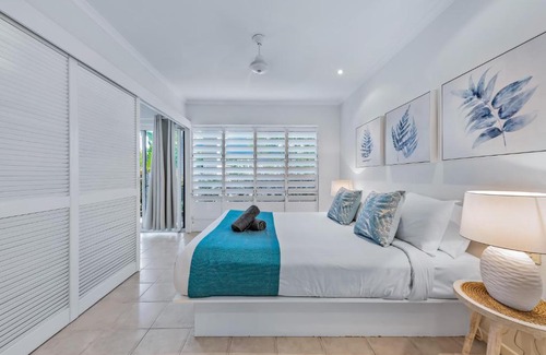 Jubilee Pocket Apartment | Tropical Mango WiFi Pool