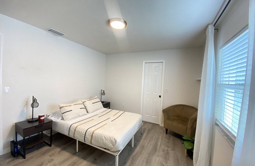 Long Meadow House | Tropical Oasis 3 bedroom 3 bath heated pool house, Beach 4 miles away