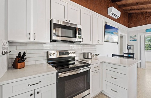 East Naples Villa | Tropical Oasis for your Naples Getaway!