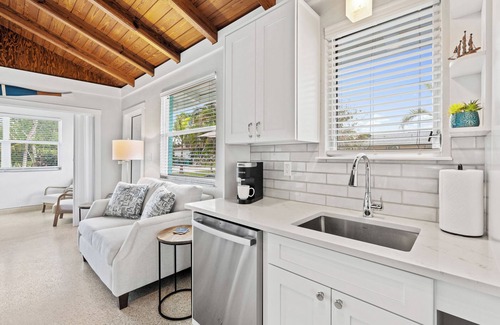 East Naples Villa | Tropical Oasis for your Naples Getaway!