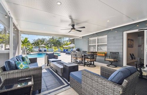 Terrace Park House | Tropical Oasis in the Heart of Tampa - Perfect for Families or Couples