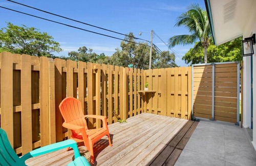 River Oaks Villa | Tropical Oasis near Beach Downtown Airport
