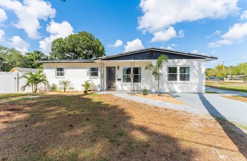Disston Heights House | Tropical Oasis w/Pool near Beach