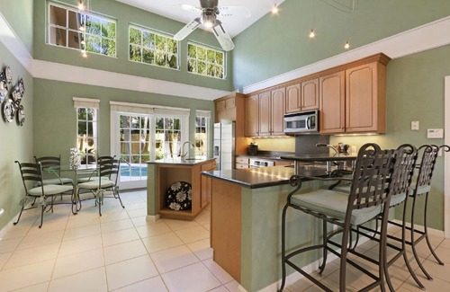 Palm Beach Shores House | Tropical Paradise on Singer Island