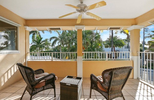 Palm Beach Shores House | Tropical Paradise on Singer Island