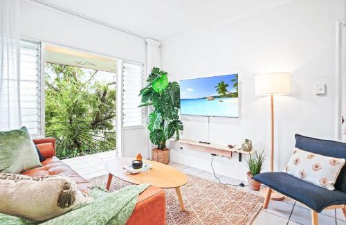 Parramatta Park Apartment | Tropical Terraces Three