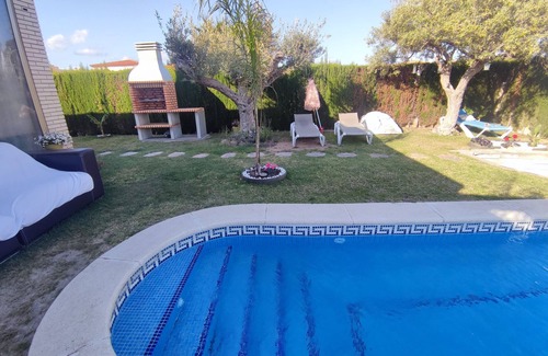 Miami Platja Villa | Tropical villa with Spa, private pool and beach at 3 minutes walking distance.