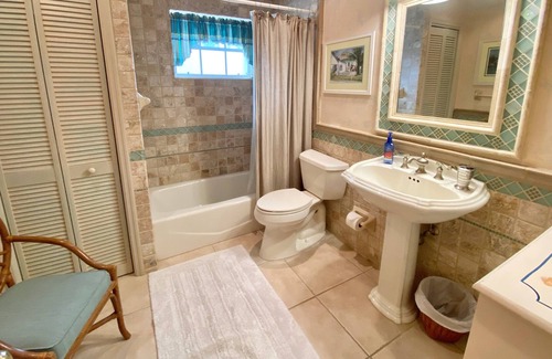 Venetian Shores House | Tropical Waterfront Paradise!