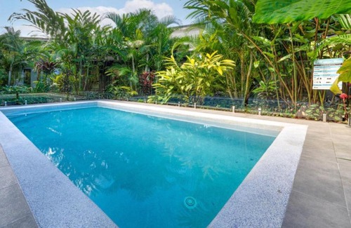 Clifton Beach House | Tropicana Resort - Clifton Beach
