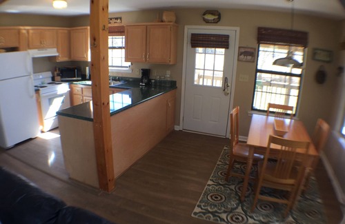 Murphy Ski Chalet | Trout Chalet - Nottely Riverfront, Starlink w/Roku TV, Easy River Access